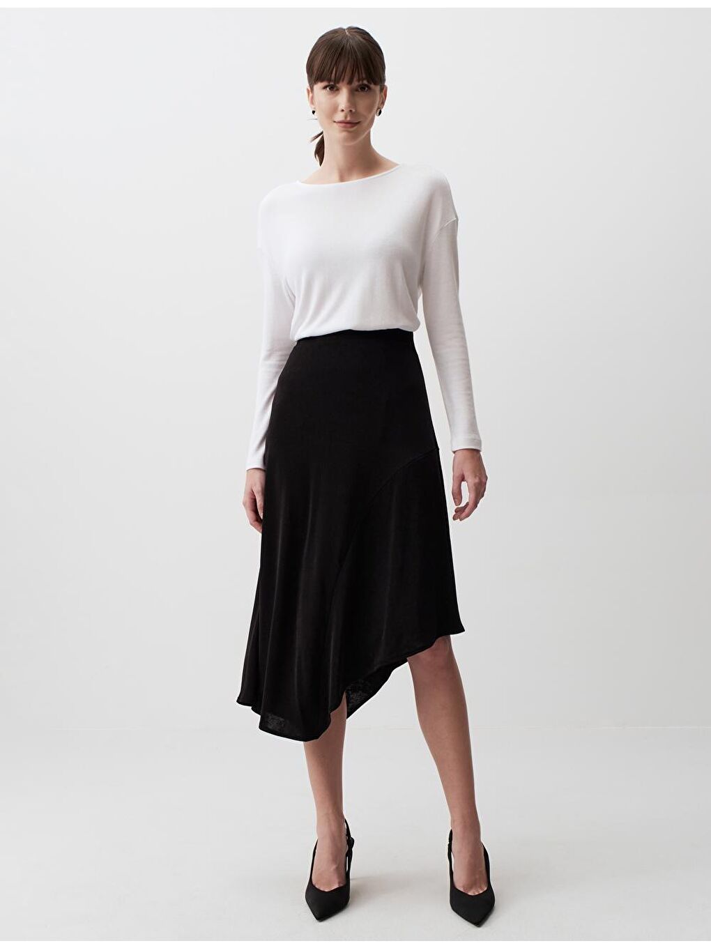 Siyah Asimetrik Kesim Midi Etek