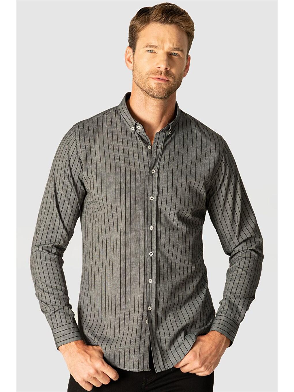 Gri Slim Fit Uzun Kol Çizgili Spor Yaka Poplin Erkek Gömlek-1