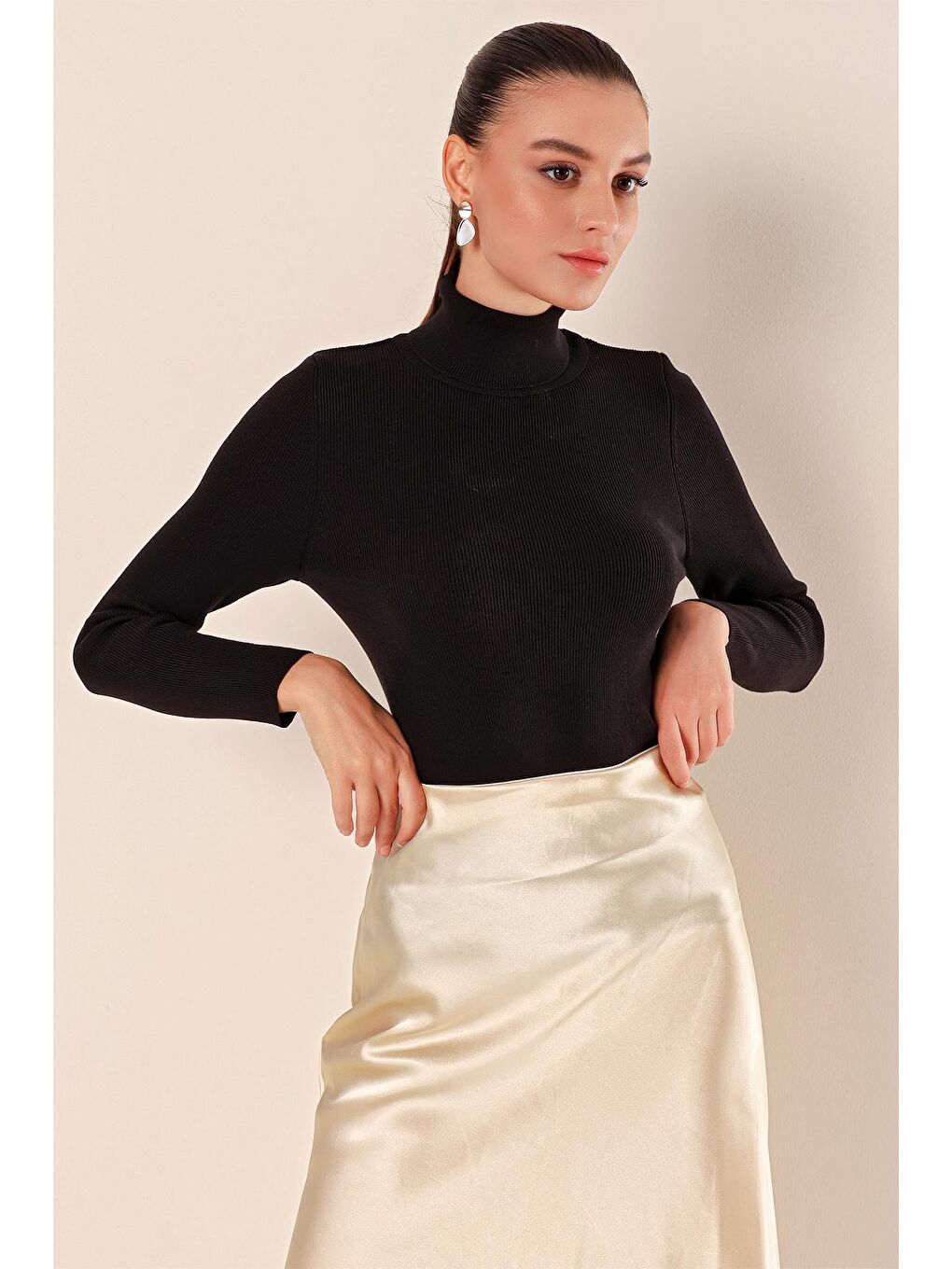 15825 Boğazlı Triko Kazak - Siyah-4