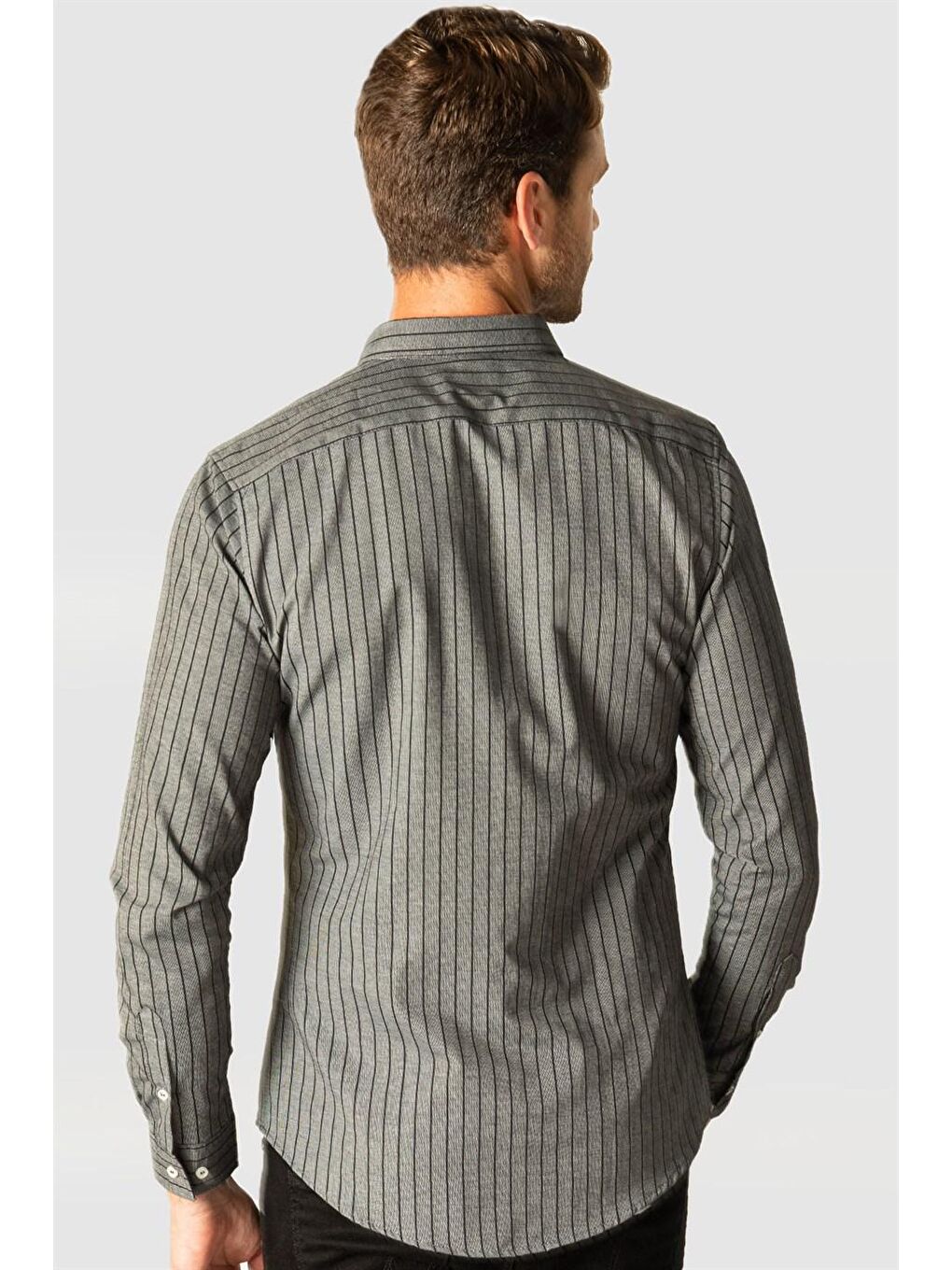 Gri Slim Fit Uzun Kol Çizgili Spor Yaka Poplin Erkek Gömlek-3