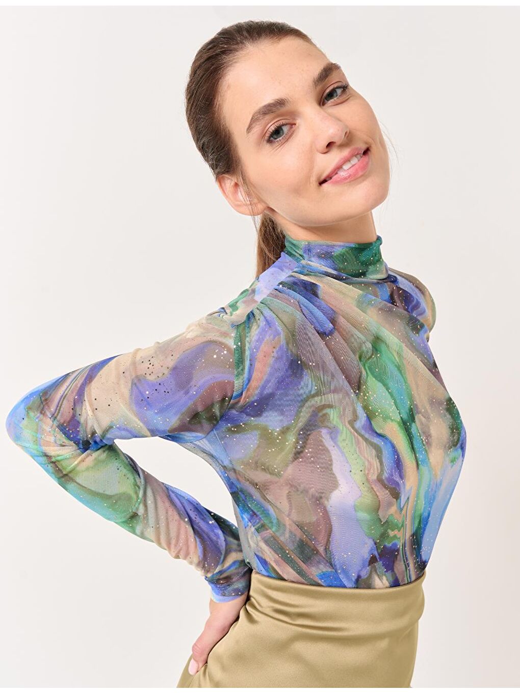 Karışık Balıkçı Yaka Uzun Kollu Desenli Parıltılı Bluz