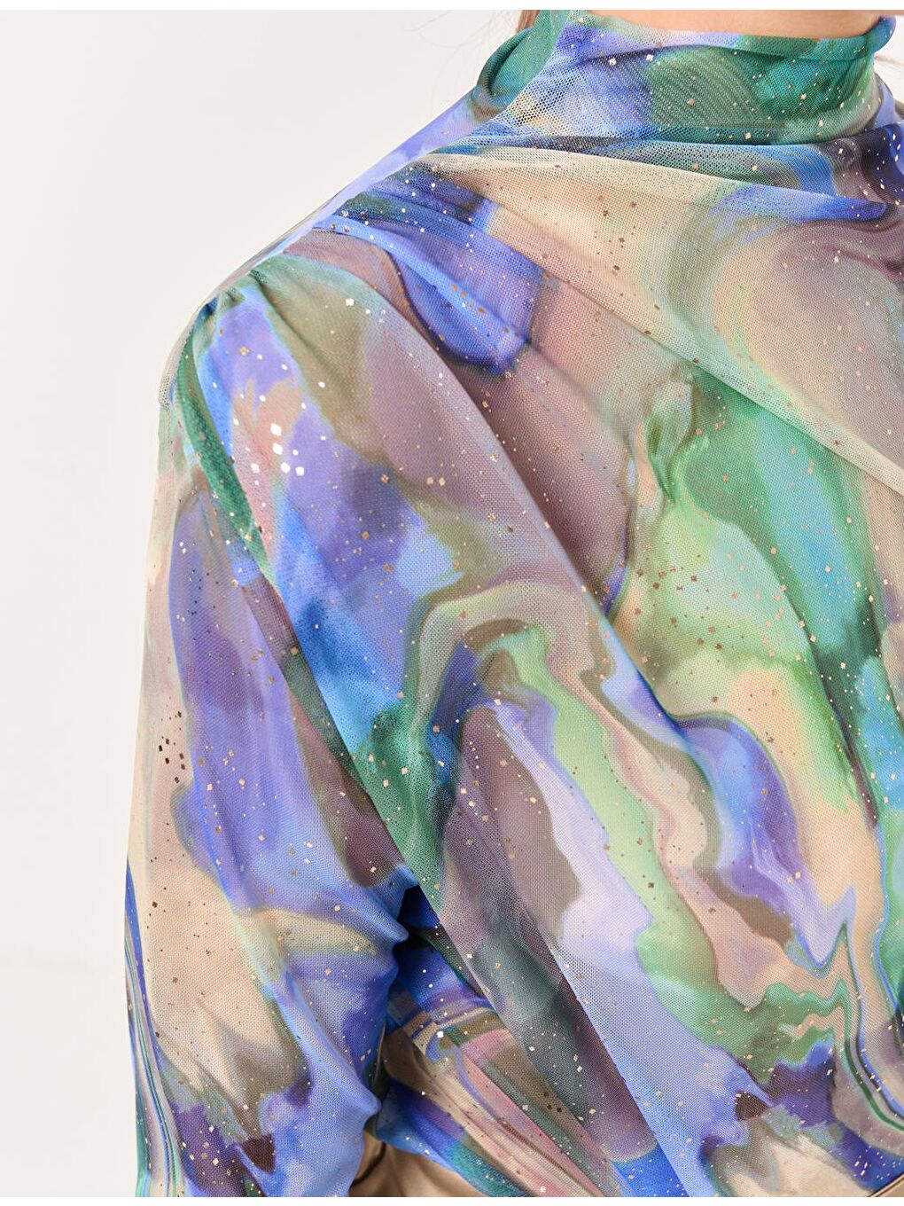 Karışık Balıkçı Yaka Uzun Kollu Desenli Parıltılı Bluz-1