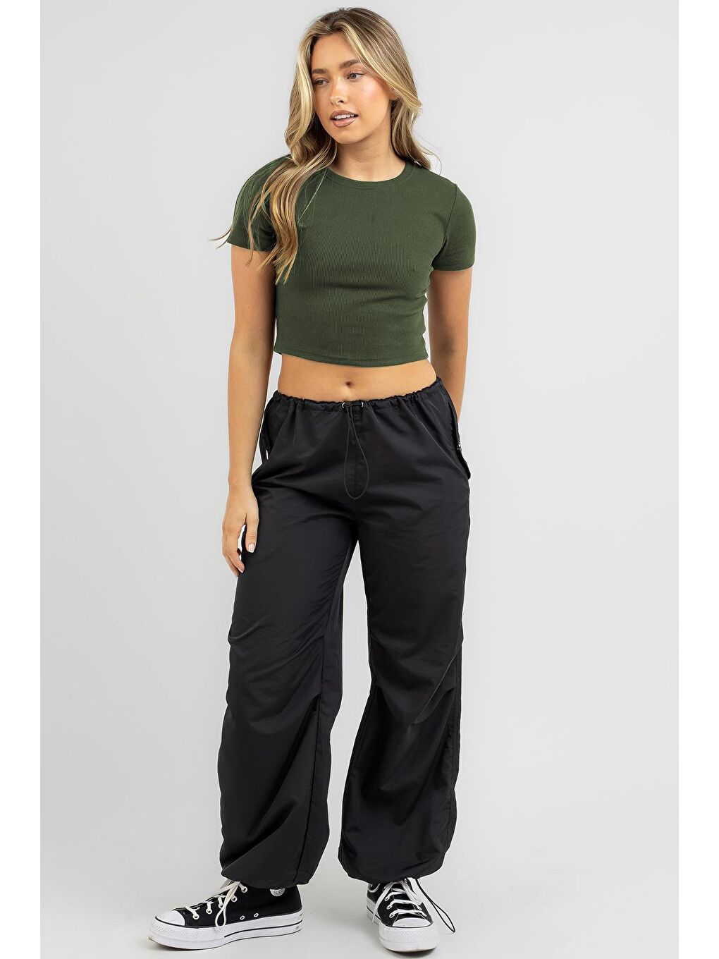 Haki Basic Crop Kadın Tişört MG1772-1