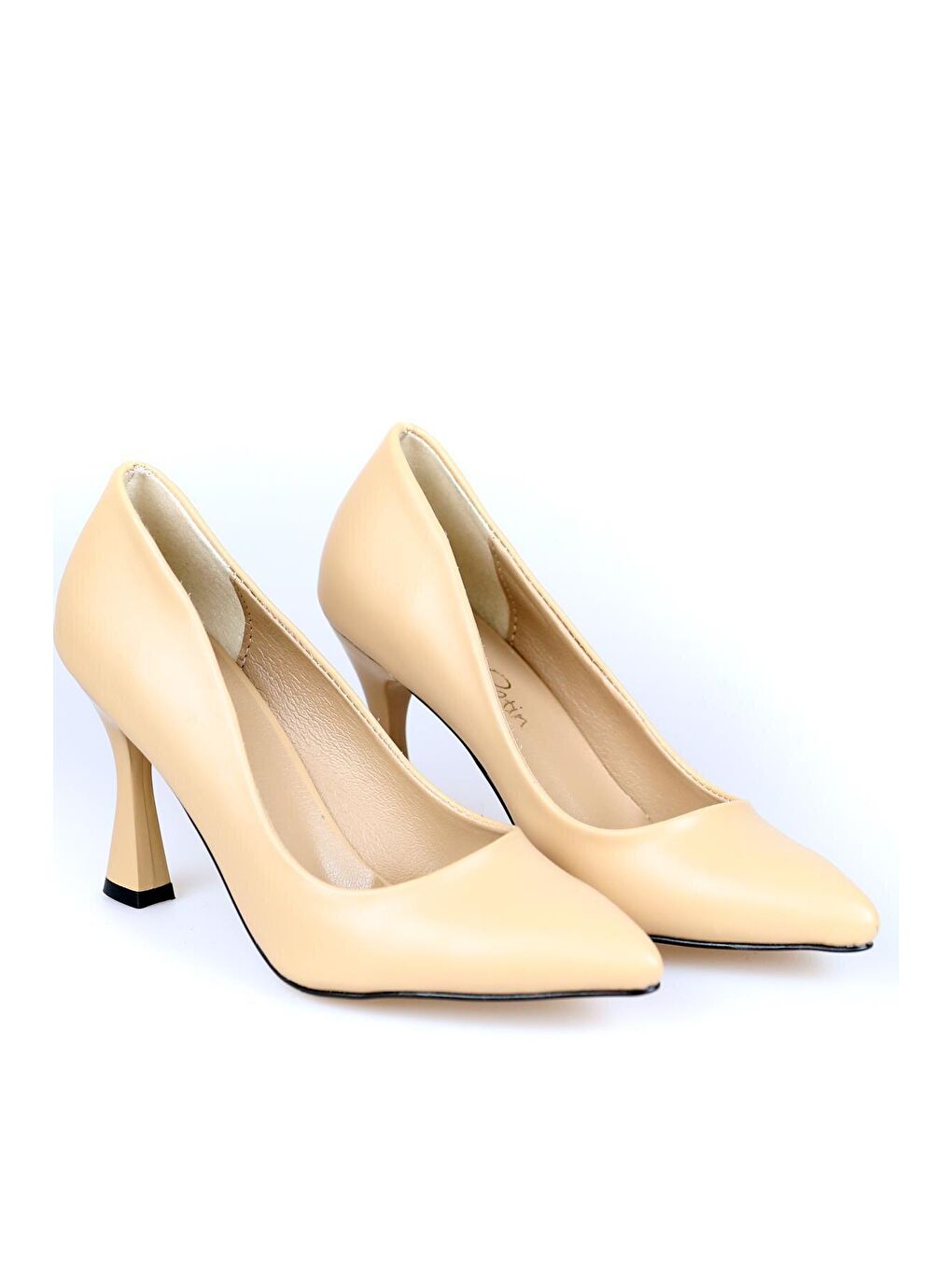 Bej Kadeh Topuk Kadın Şık Klasik Topuk 001-2921-22Cilt-3