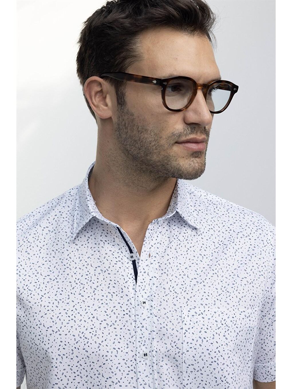 Klasik Fit Kısa Kol Baskılı Spor Yaka Biyeli Erkek Beyaz Gömlek-2