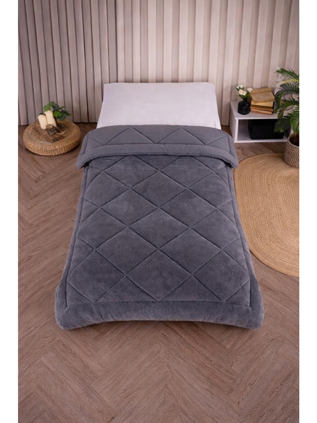 Uyl Wellsoft 155x215 Cm Tek Kişilik Yorgan Gri