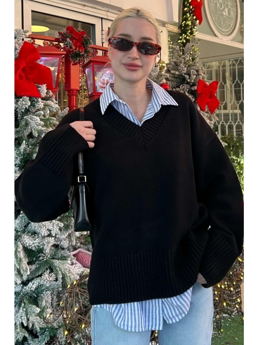 Siyah V Yaka Oversize Kadın Triko Kazak Mg2149-2