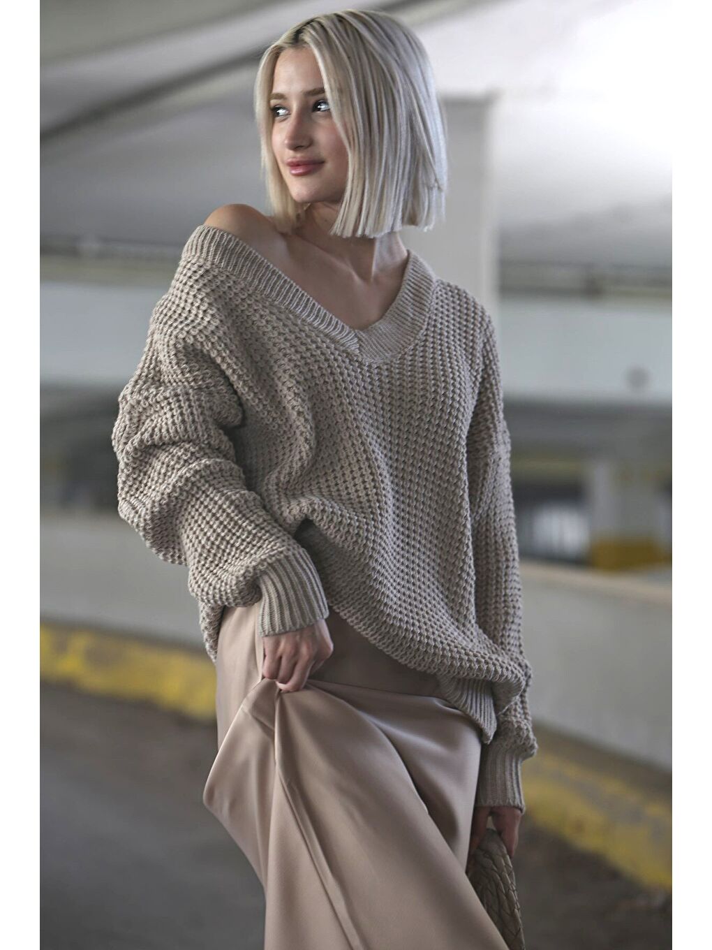 Bej Taş Oversize V Yaka Triko Kazak Mg1440-5