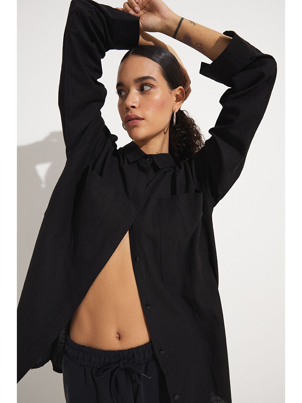 Siyah Kadın Boyfriend/Geniş Kalıp %100 Pamuk Gömlek-3