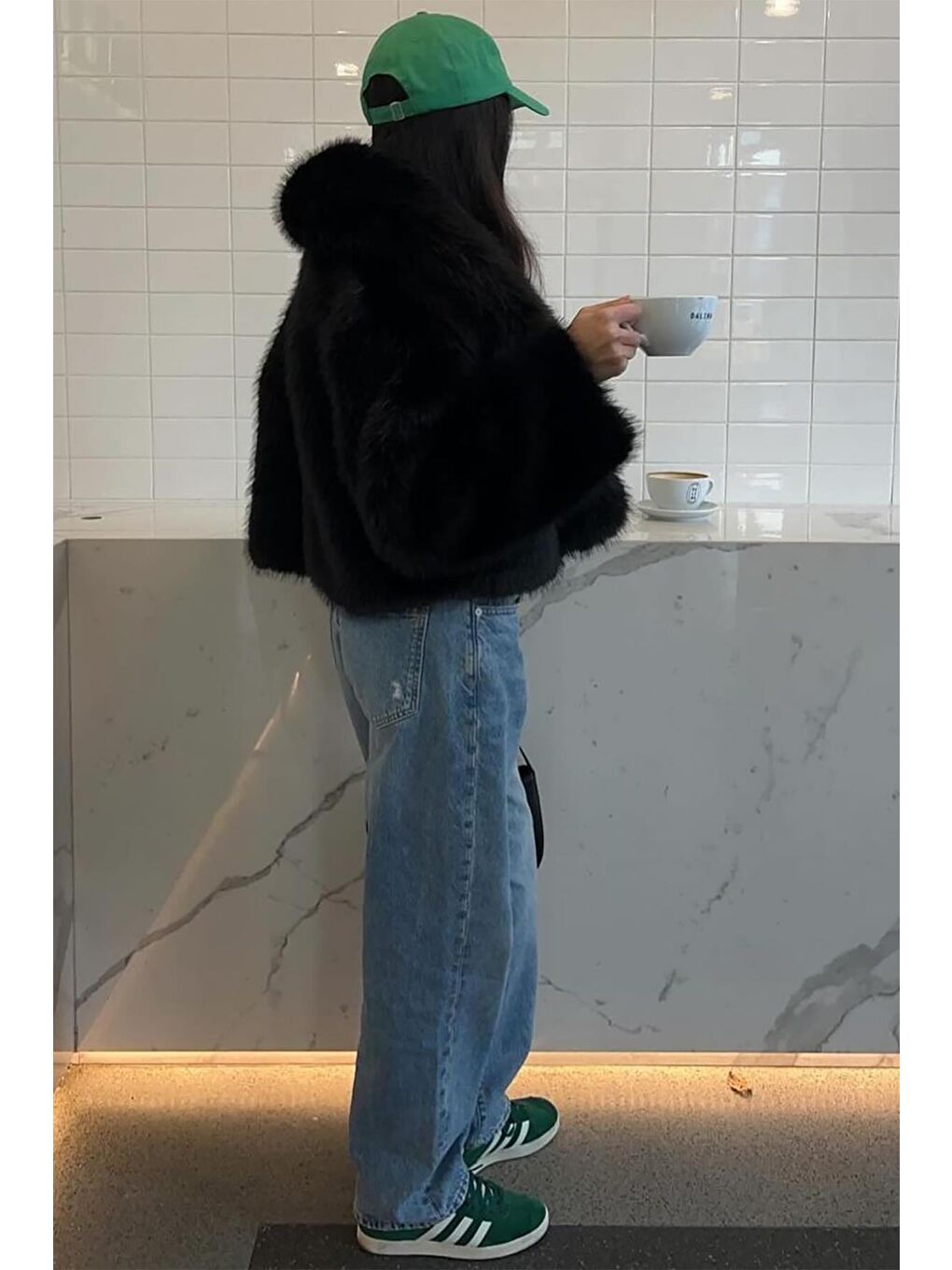 Siyah Kruvaze Yaka Yumuşak Doku Astarlı Kadın Kürk Mg2175-2