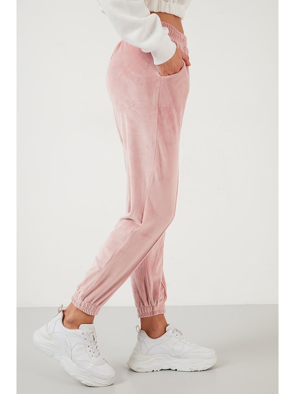 Pembe Beli ve Paçası Lastikli Cepli Eşofman Altı 5863821-4