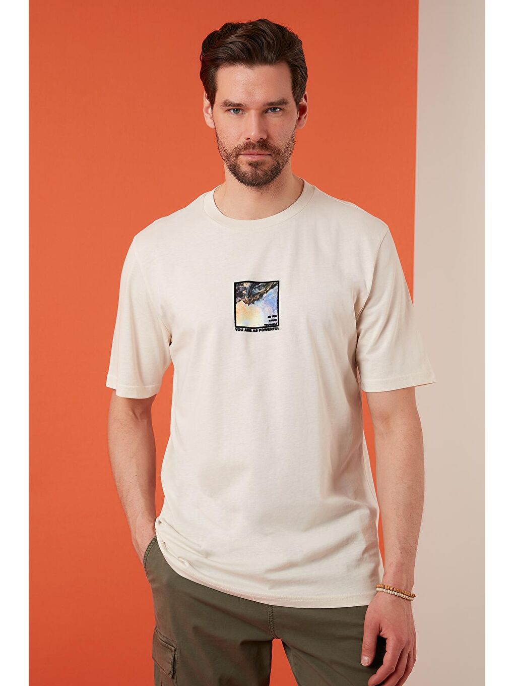 Bej Baskılı Oversize Bisiklet Yaka %100 Pamuk Tişört 5727405-1