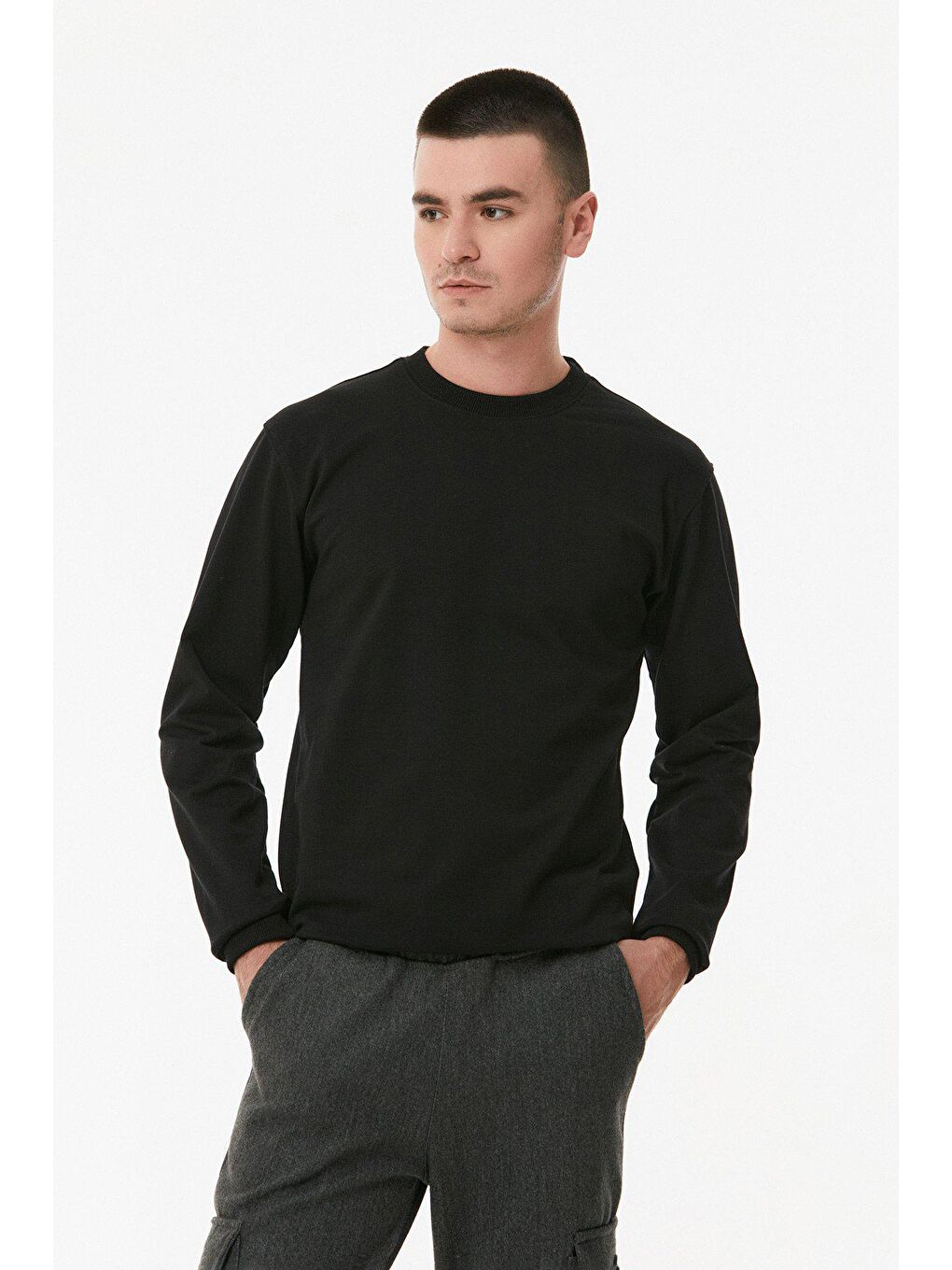 Siyah Basic Bisiklet Yaka  Sweatshirt-4