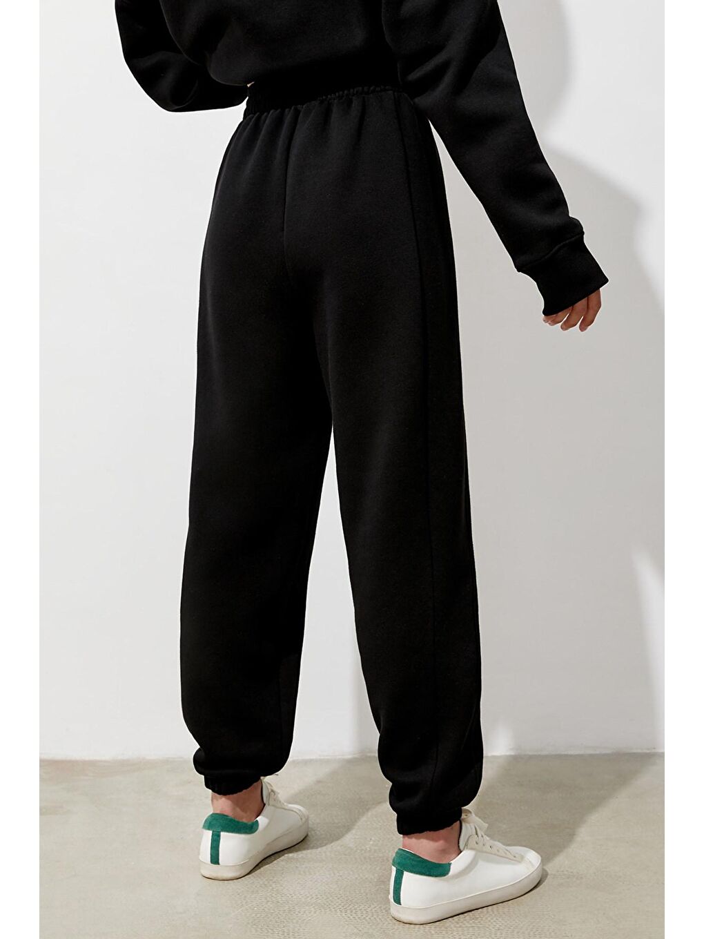 Kadın Siyah Comfort Fit Eşofman Altı Mg1353-4