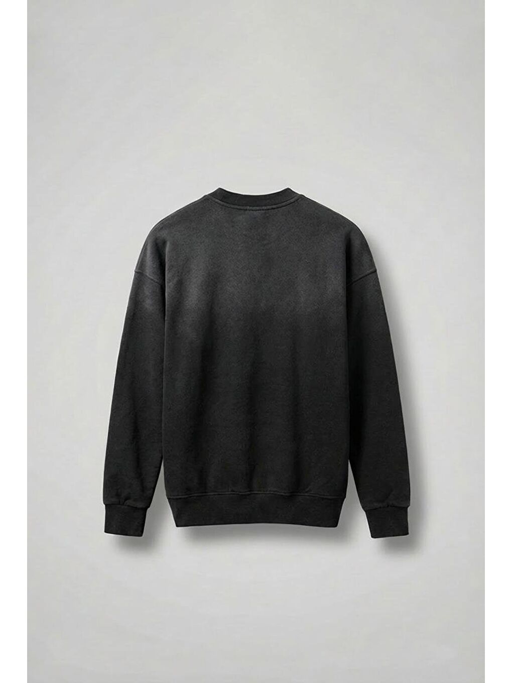 Erkek Minimal Yazı Detaylı Yıkamalı Sweatshirt Siyah-1