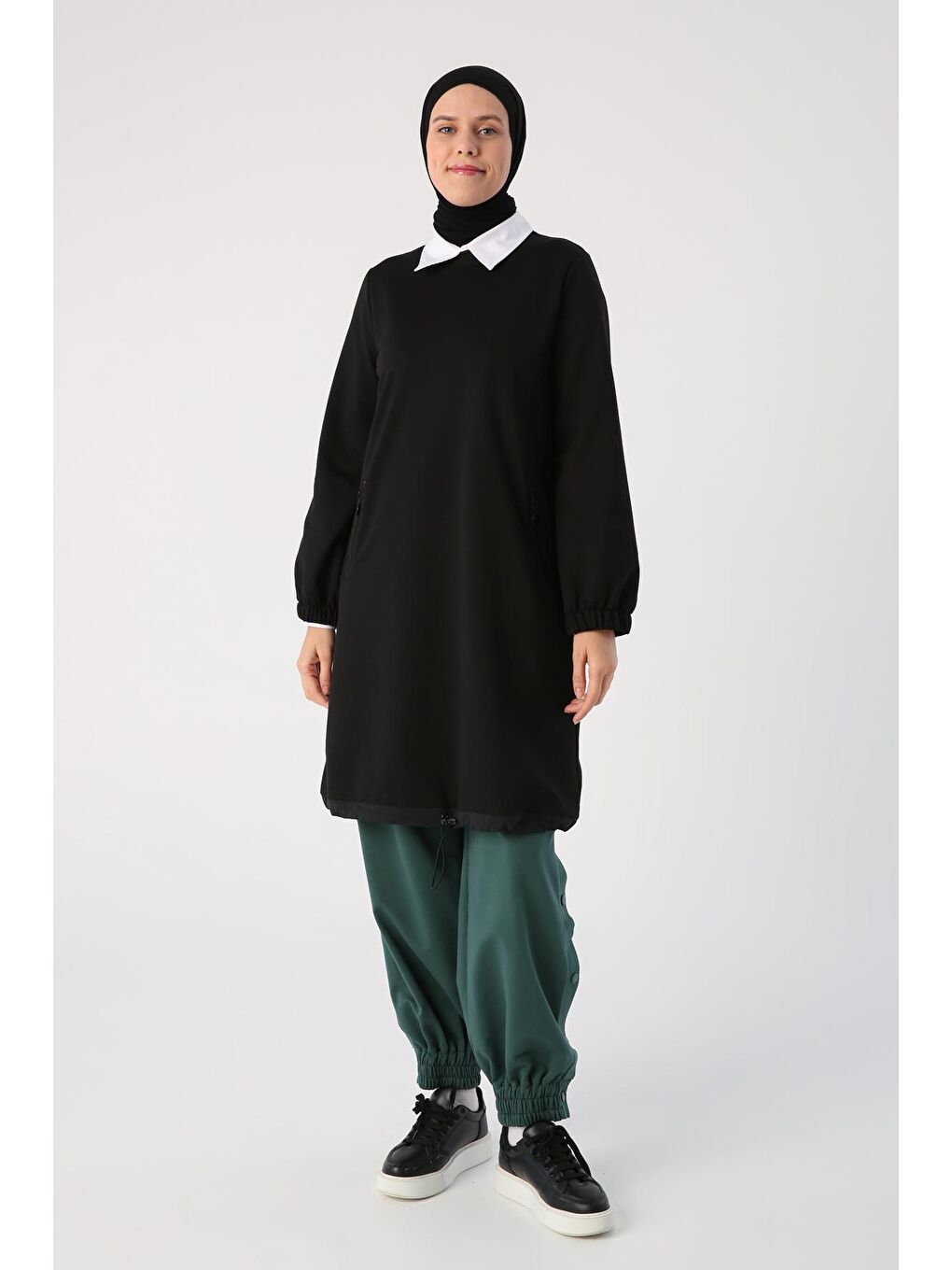 Siyah Dokuma Garnili Fermuar Cepli Tunik-1