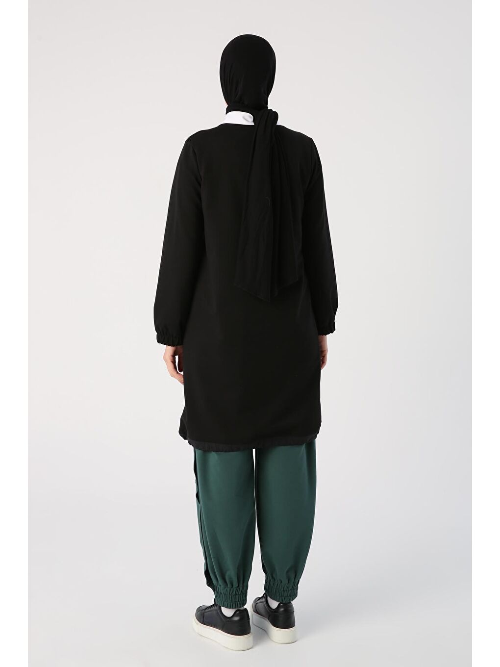 Siyah Dokuma Garnili Fermuar Cepli Tunik-3