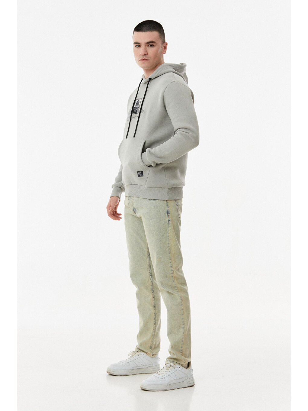 Gri Nakışlı Kapüşonlu Sweatshirt-3