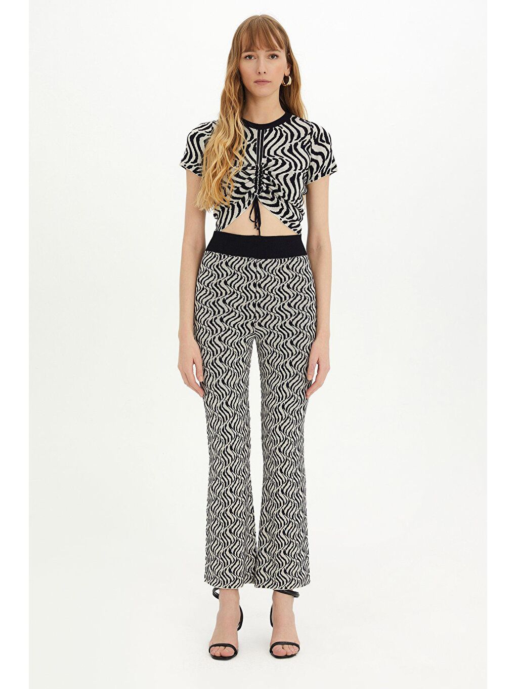 Lacivert-Ekru Jakarlı İspanyol Paça Triko Pantolon