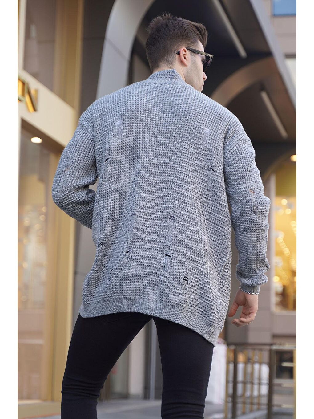 Gri Yırtık Detaylı Basic Örgü Hırka  6309-1