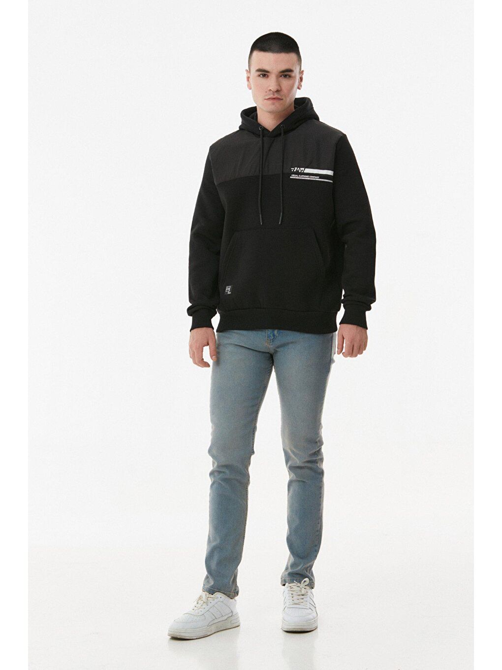 Siyah Baskılı Kapüşonlu Sweatshirt-1