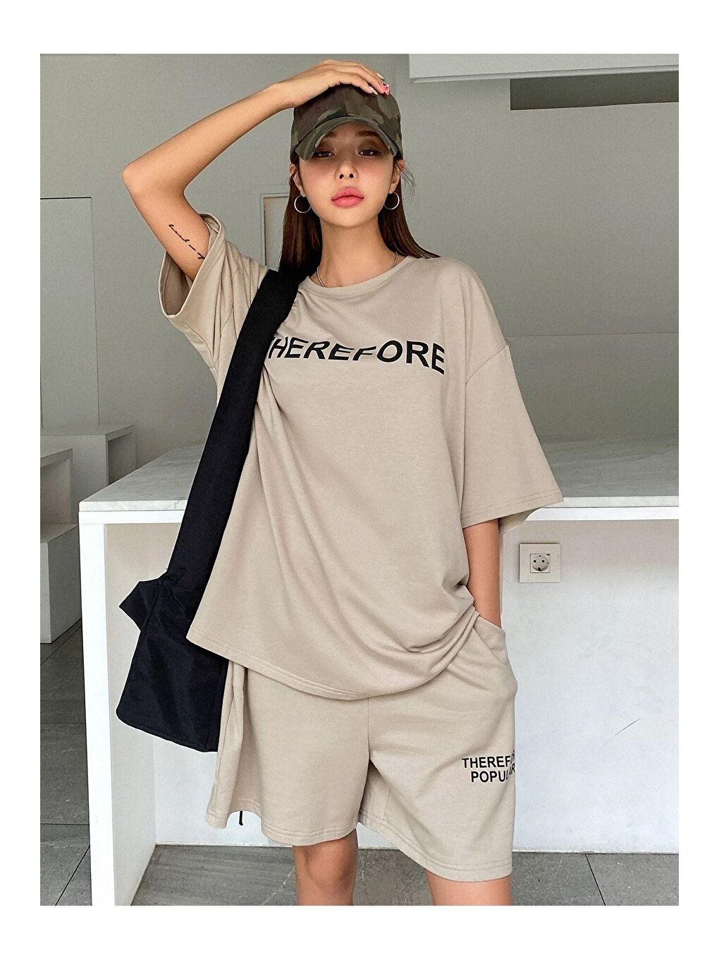 Bej Kadın Vizon Therefore Baskılı Oversize Şortlu Takım-3