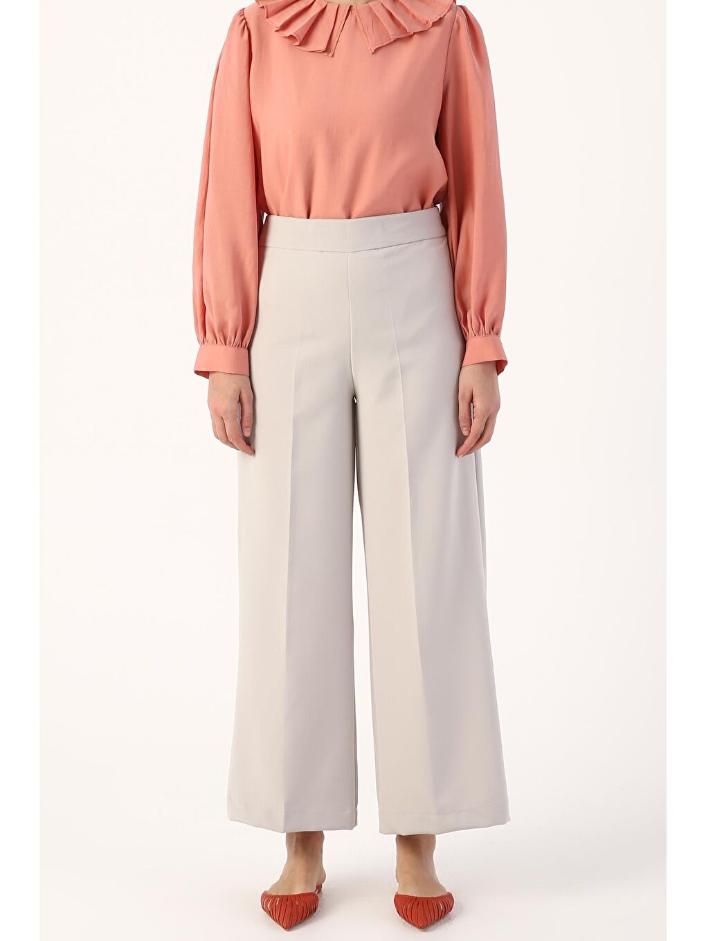 Gri Ütü İzli Bol Paça Pantolon-1