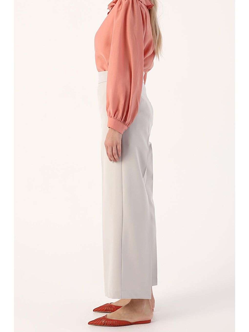 Gri Ütü İzli Bol Paça Pantolon-2