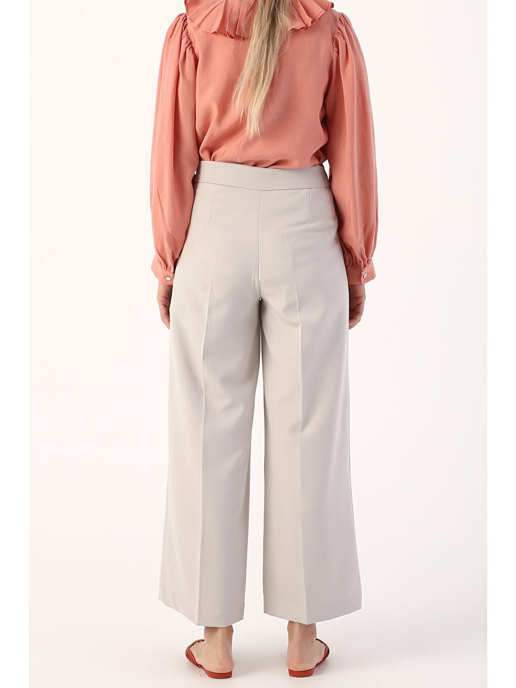 Gri Ütü İzli Bol Paça Pantolon-3