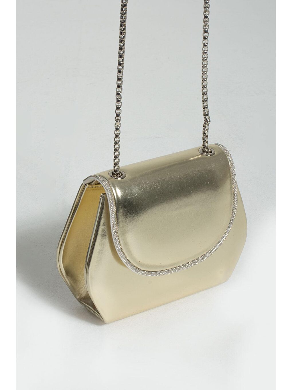 Sarı Parlak Deri Taş Detaylı Zincir Askılı Kadın Omuz Çantası BAG488-23-4