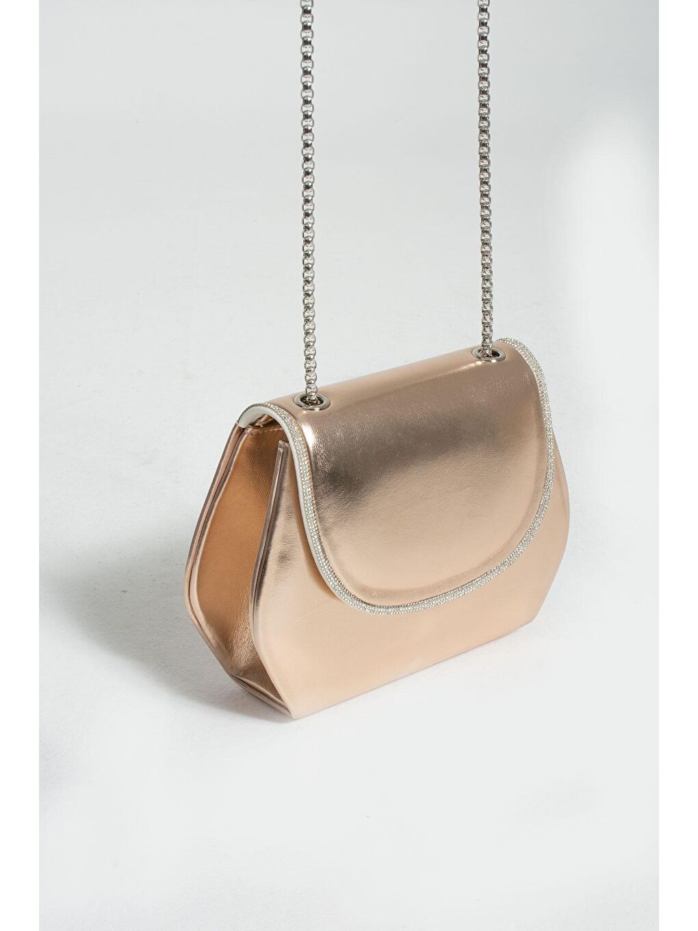 Pembe Parlak Deri Taş Detaylı Zincir Askılı Kadın Omuz Çantası BAG488-23-4