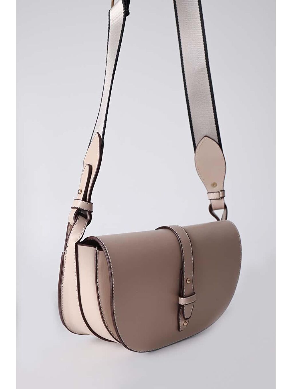 Bej Vizon-Dikiş Detaylı Suni Deri Omuz Çantası-4