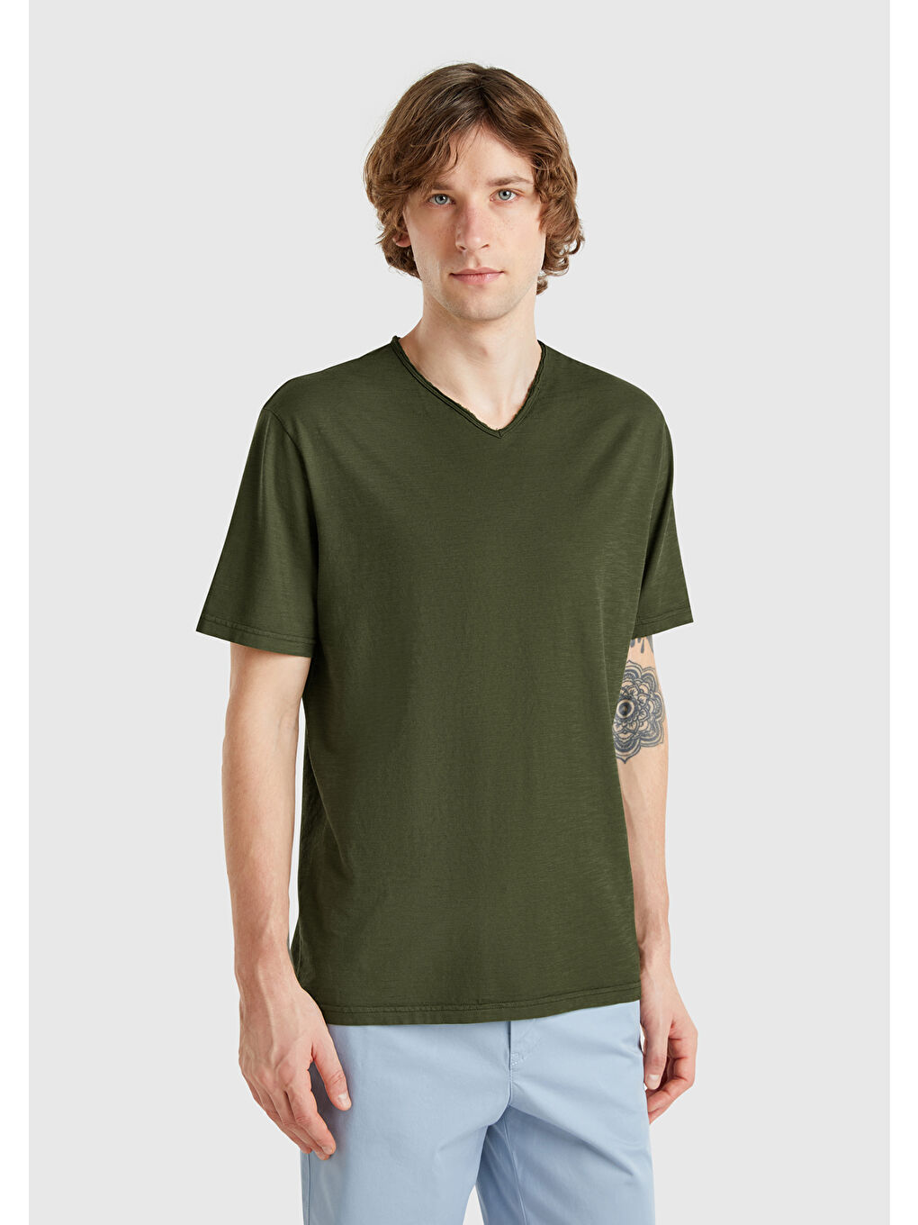 Erkek Koyu Yeşil V Yaka Slub Tişört