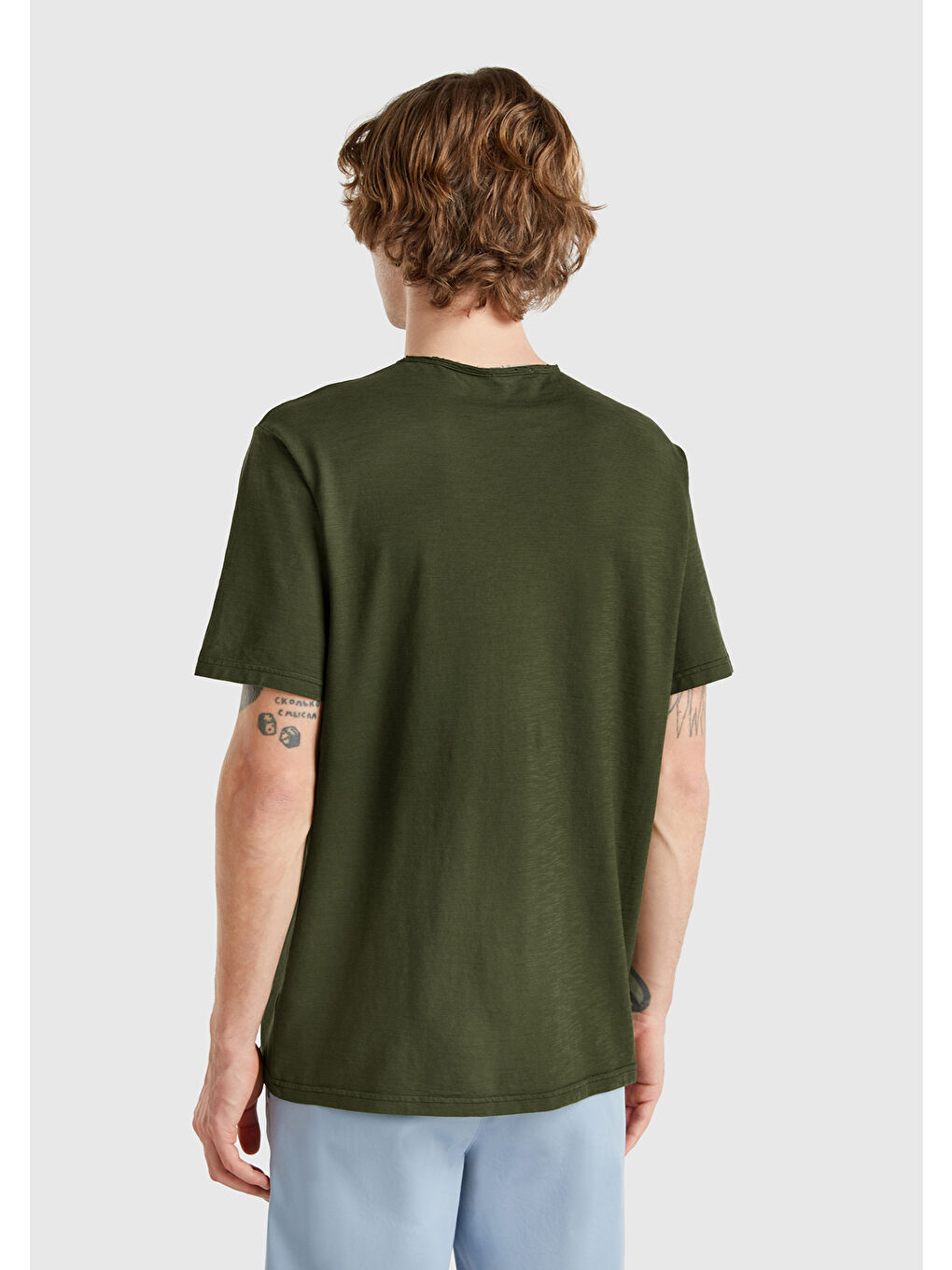 Erkek Koyu Yeşil V Yaka Slub Tişört-2