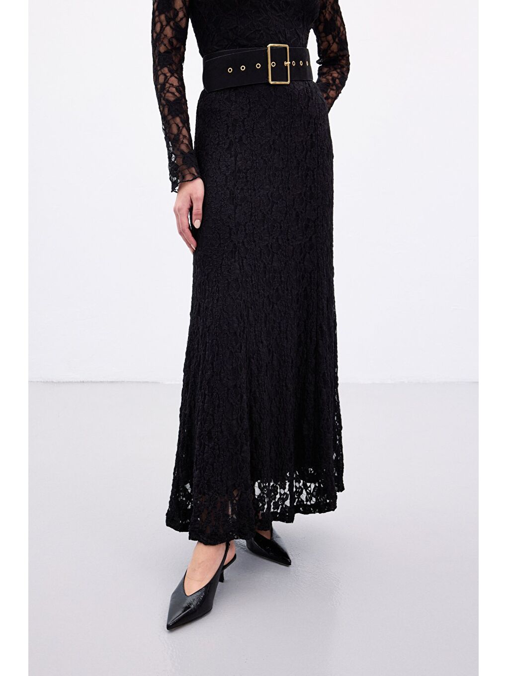 Dantelli Uzun Etek - Siyah-3
