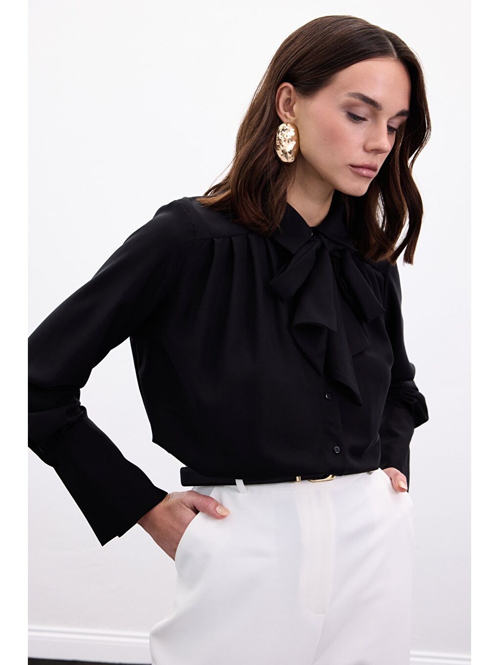 Fularlı Gömlek - Siyah-4