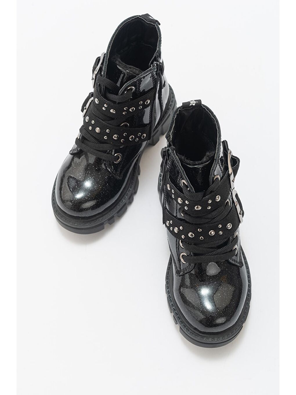 Kız Çocuk Siyah Simli Rugan Deri Anatomik Günlük Bot-2