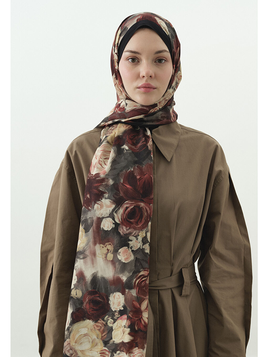 Siyah Rose Breeze Desenli Pamuk Viskon Şal-1