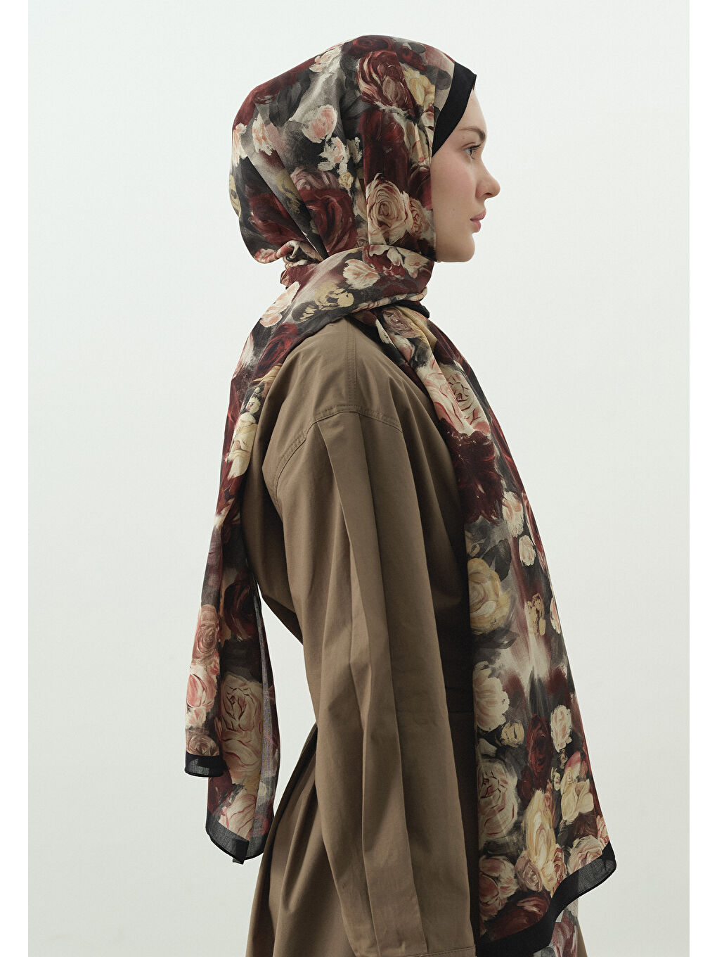 Siyah Rose Breeze Desenli Pamuk Viskon Şal-2