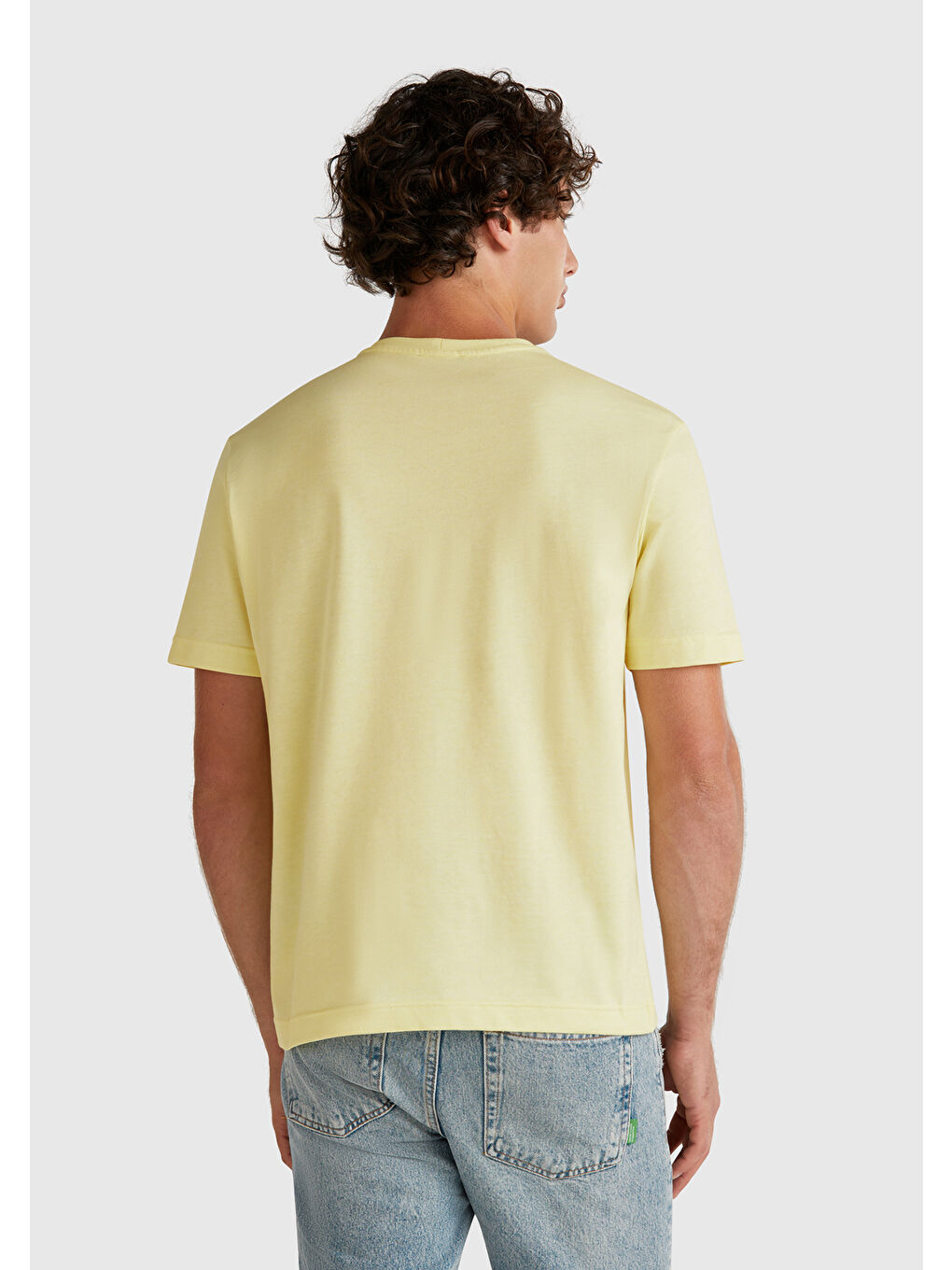 Erkek Açık Sarı %100 Pamuk Göğsü Yama Logo İşlemeli Bisiklet Yaka Tişört-3