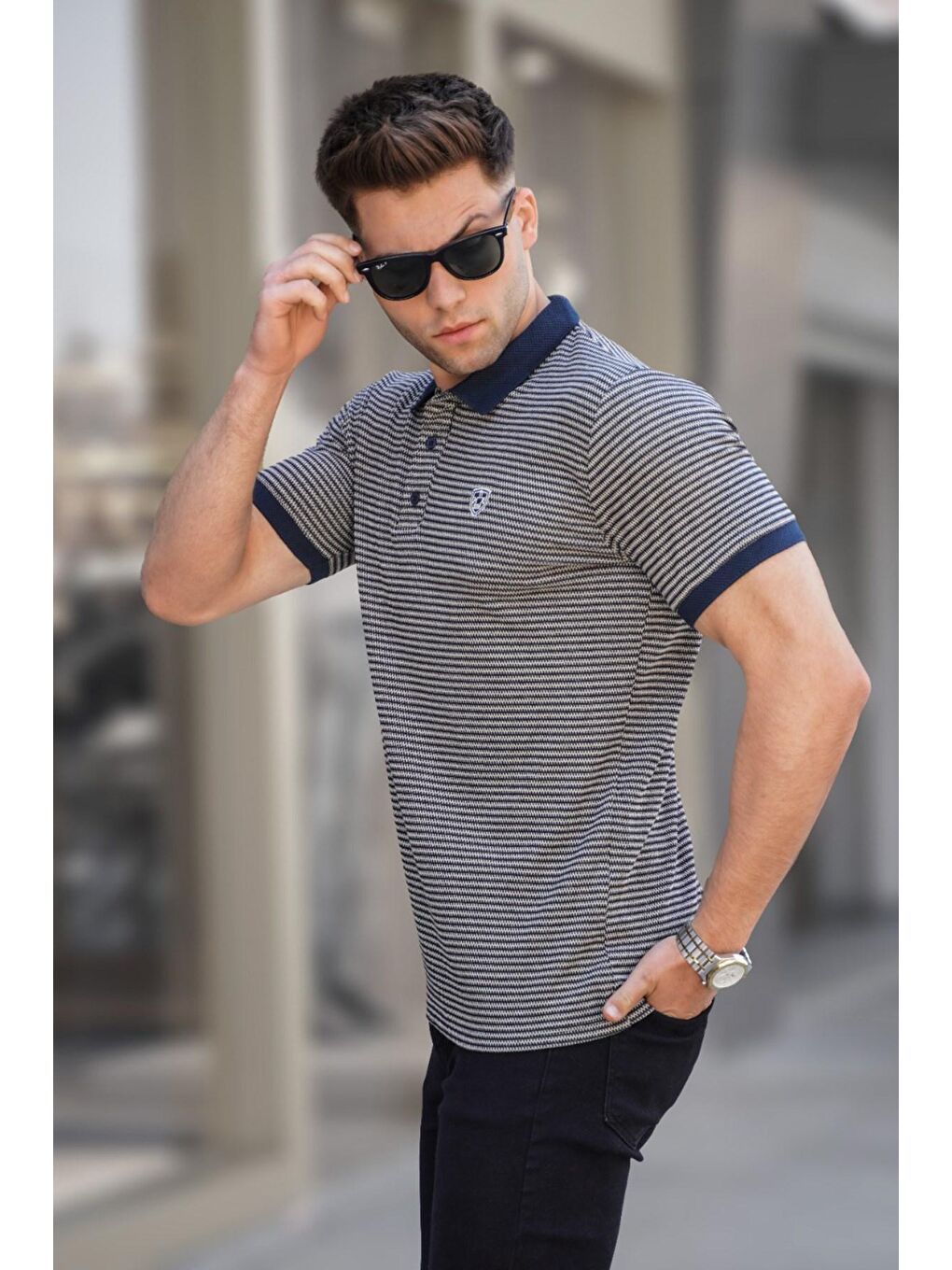 Kahverengi Çizgili Polo Yaka Tişört 5881