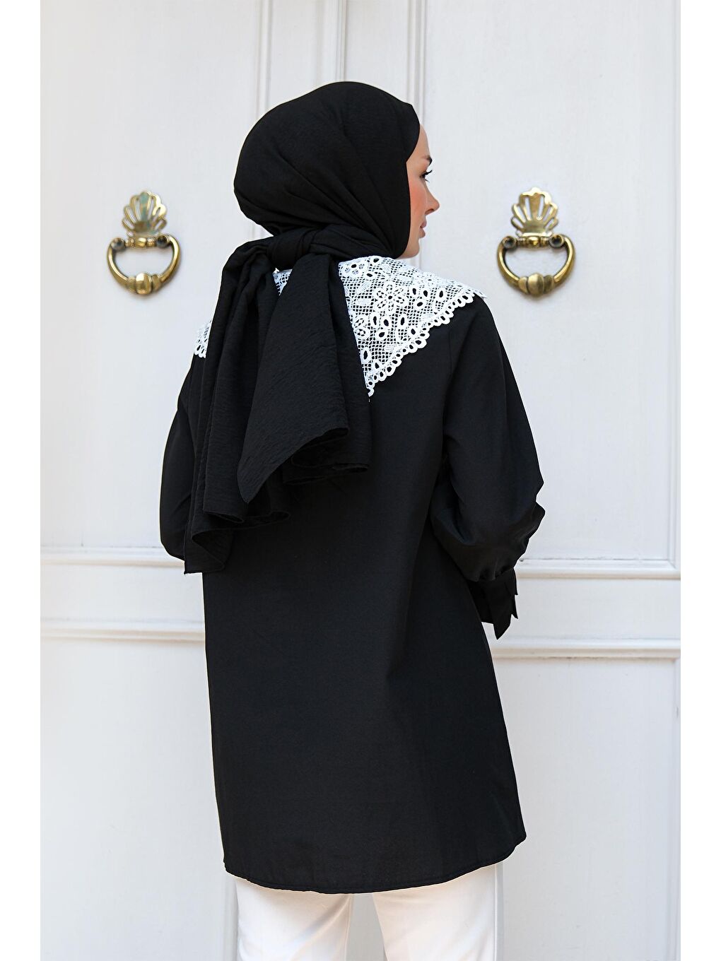 Kadın Dantel Detay Tesettür Gömlek Siyah-4