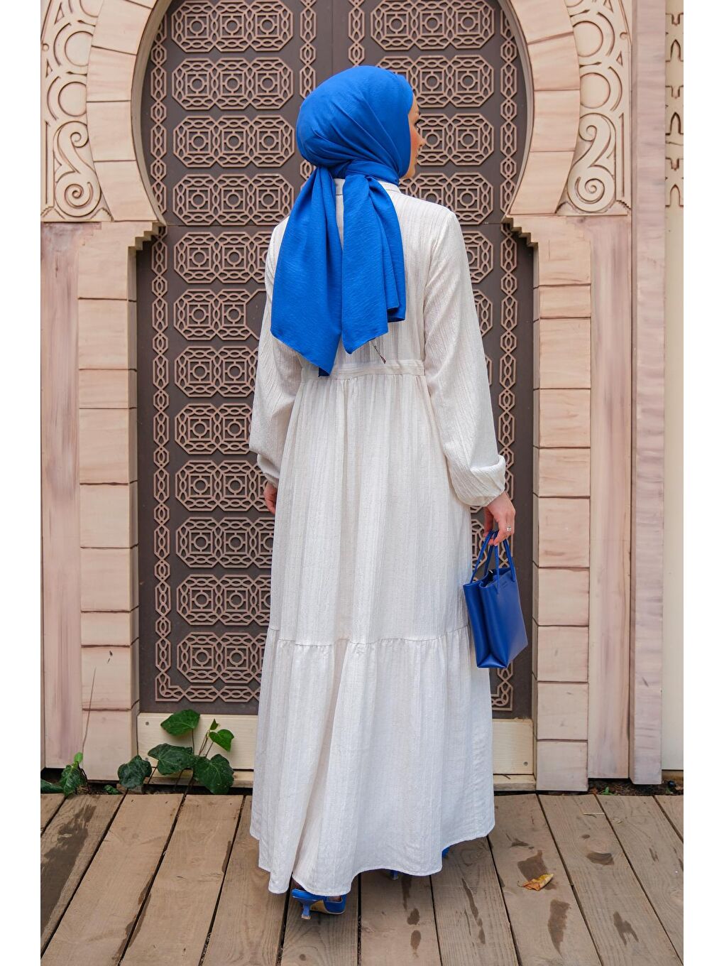 Bel Büzgülü Kadın Tesettür Elbise Ekru-3