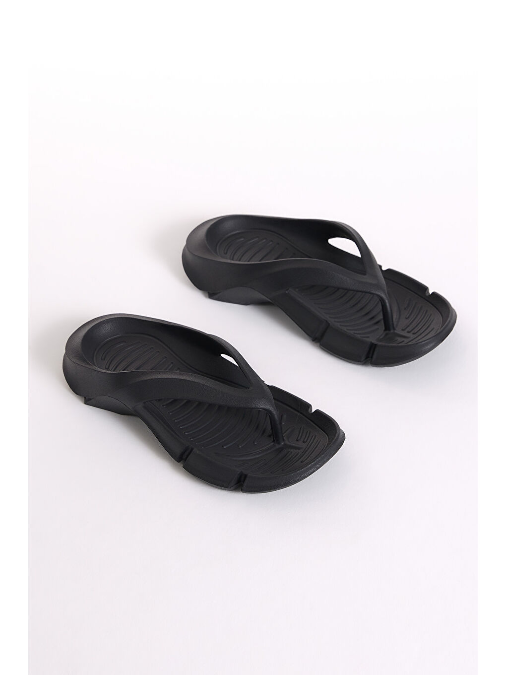 Kadın Siyah Kalın Tabanlı Parmak Arası Eva Terlik