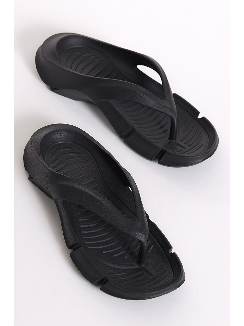 Kadın Siyah Kalın Tabanlı Parmak Arası Eva Terlik-2