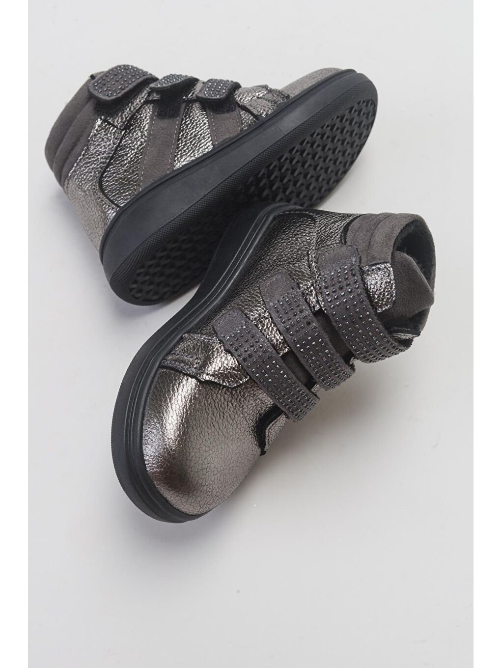 Gri Kız Çocuk Gümüş Hakiki Deri Anatomik Günlük Bot-3