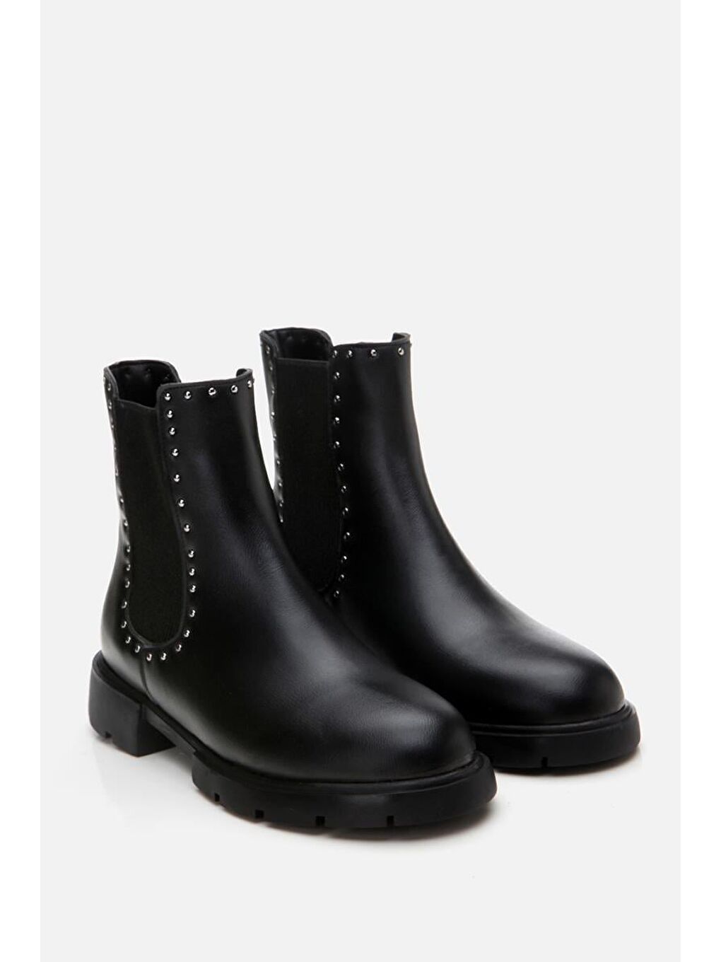 Siyah Kadın Zımbalı Düz Bot-1