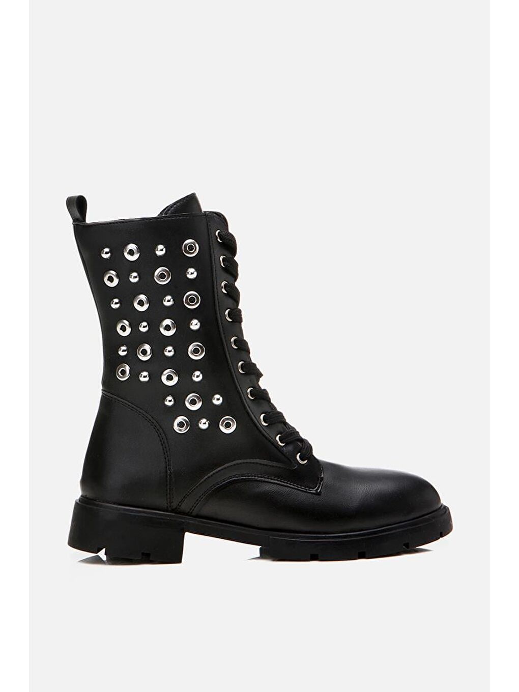 Siyah Kadın Zımbalı Düz Bot