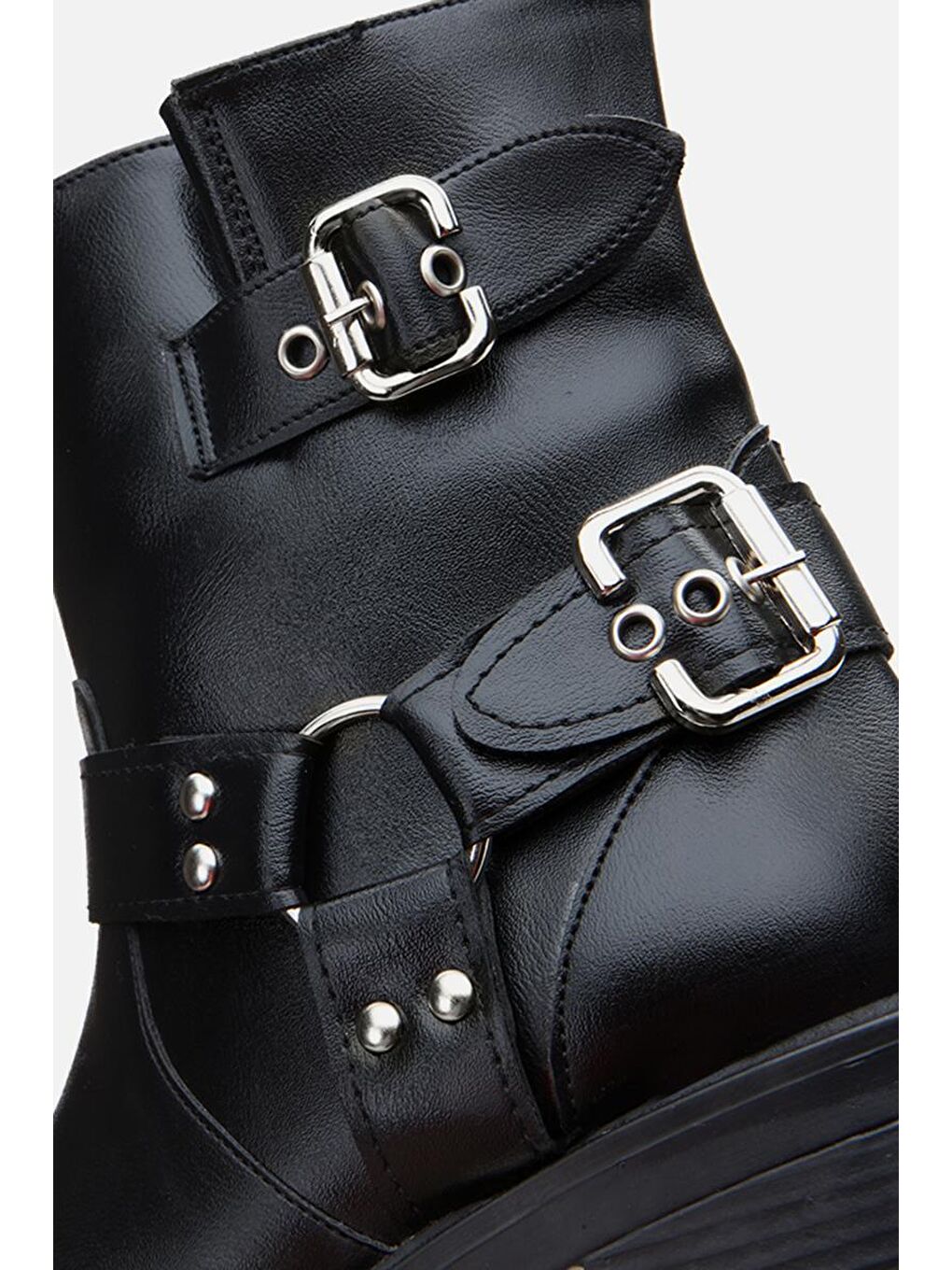 Siyah Kadın Tokalı Düz Bot-5