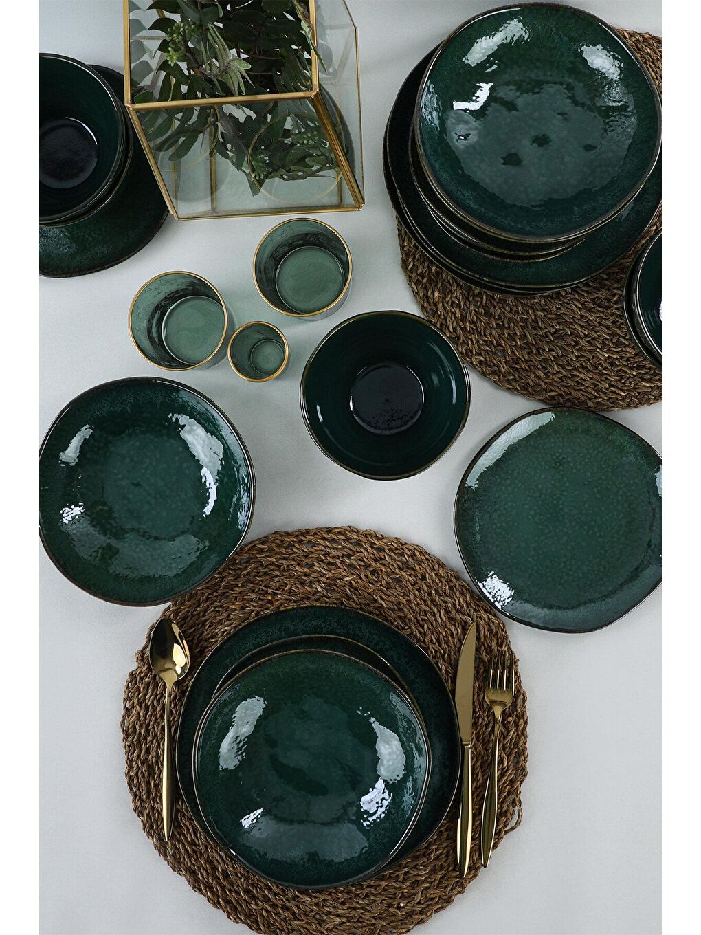 Yeşil Zümrüt Yemek Takımı 24 Parça 6 Kişilik-1